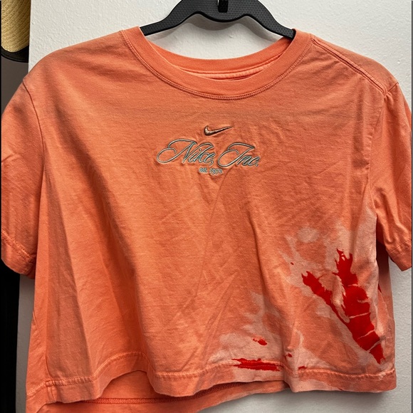 NIKE INC CROPPED T SHIRT - Picture 3 of 3